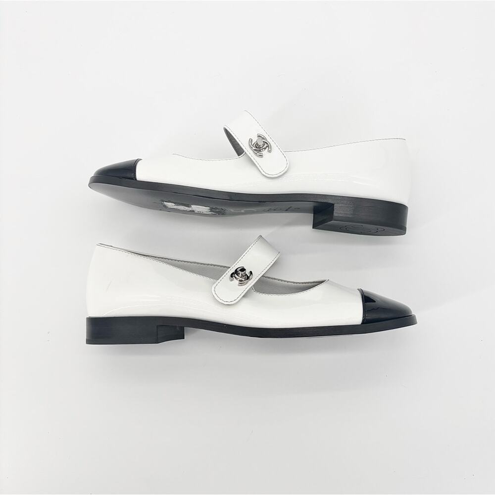 Chanel CC Logo Turnlock Calfskin Patent Leather Cap Toe Maryjane Flats Shoes 37 - Picture 6 of 13